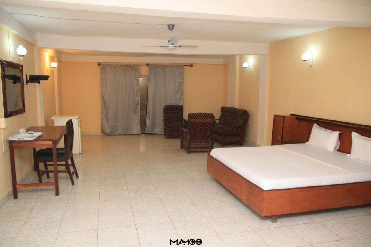 Atlanticoast Residence Bakau Экстерьер фото