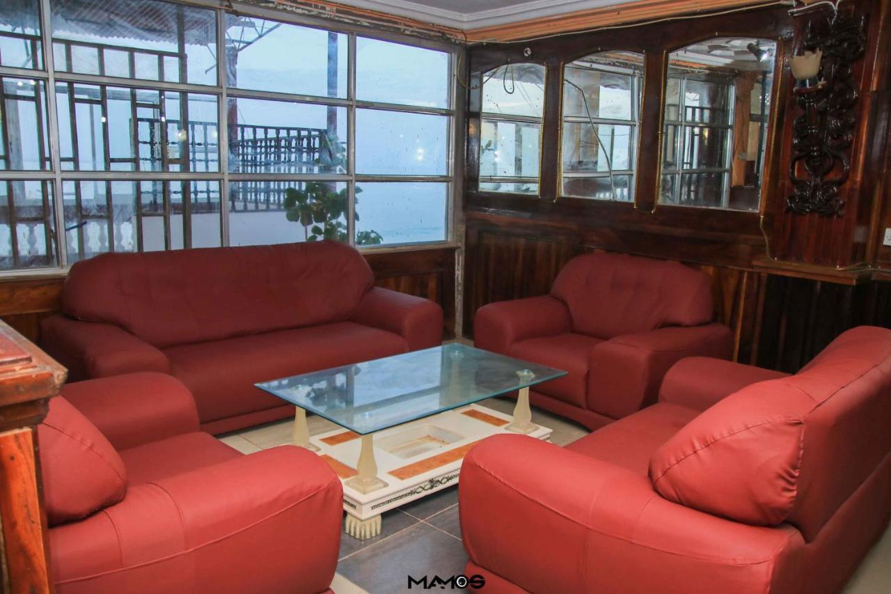 Atlanticoast Residence Bakau Экстерьер фото