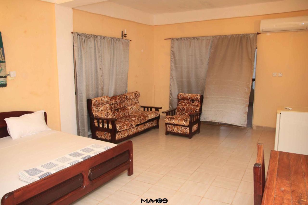 Atlanticoast Residence Bakau Экстерьер фото